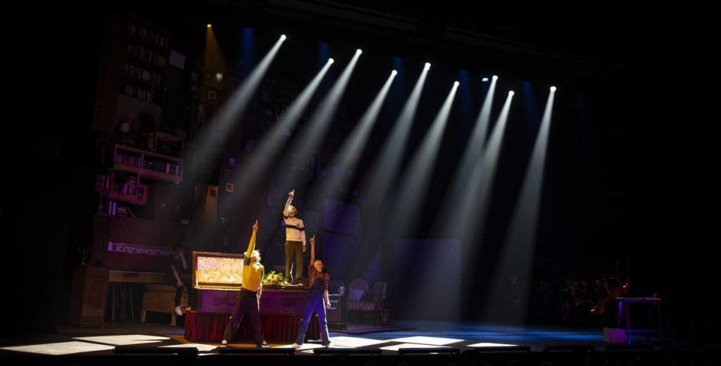 accesorios de iluminacion para teatro