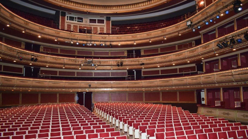 Acústica en Teatros Grandes